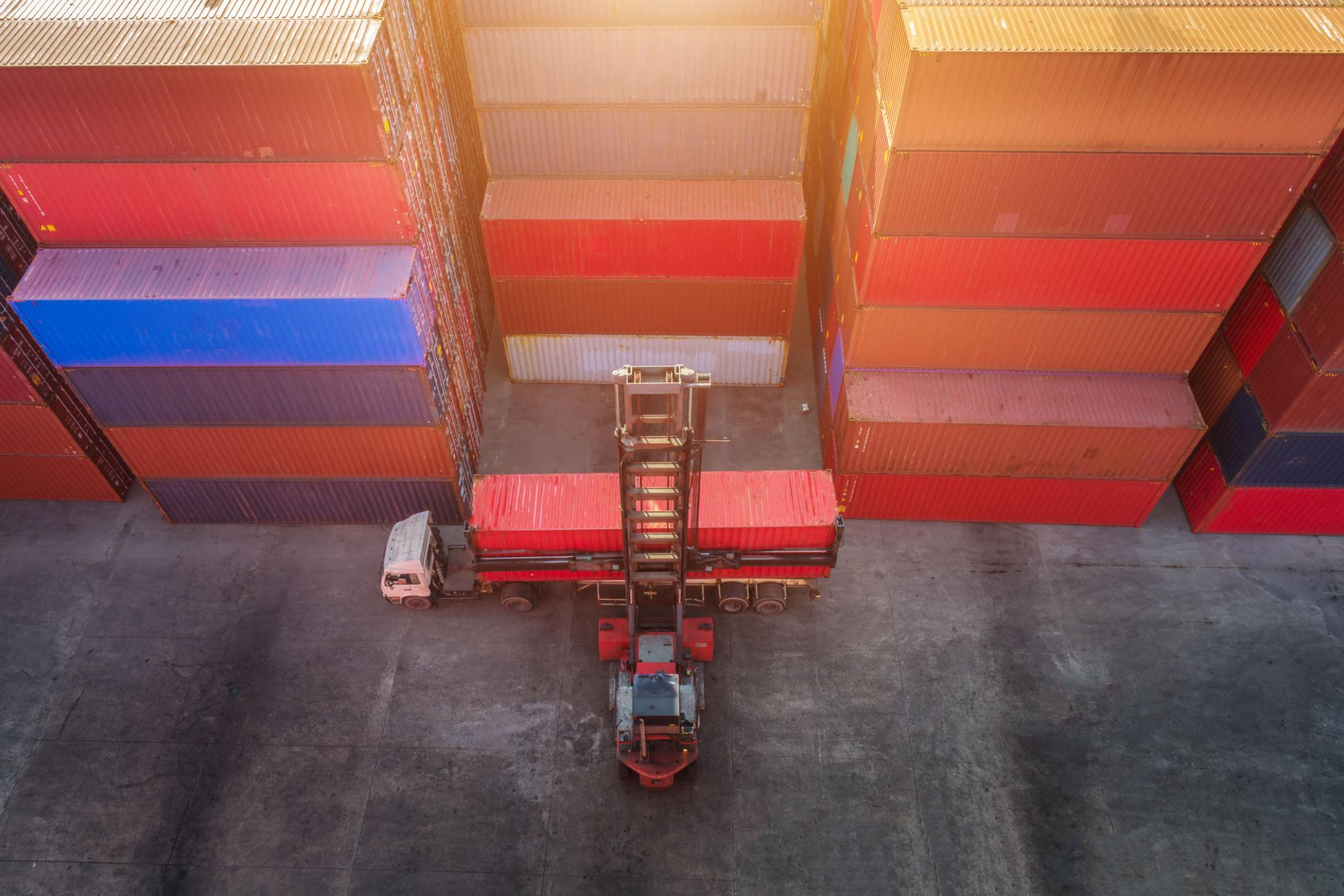 Storage terminal